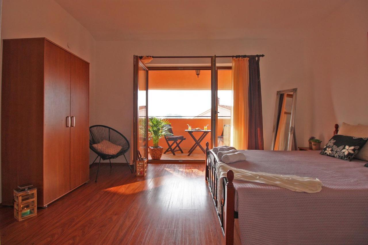 Brijunisol - 3 Apartments Top Position Near The Beautiful Beach ฟาชานา ภายนอก รูปภาพ